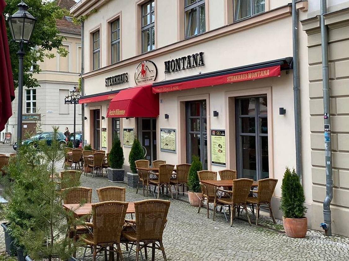 Foto 3 von 10: Altstadt Hotel - Doppelzimmer mit Dusche/Wc, inkl. Frühstück