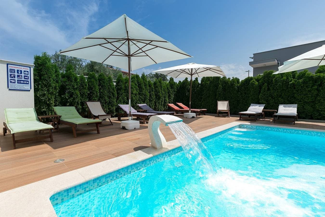 Foto 12 von 13: Neue und moderne voll ausgestattete Wohnung in einer Villa mit Pool in der Nähe von Porec, alle Zimmer klimatisiert