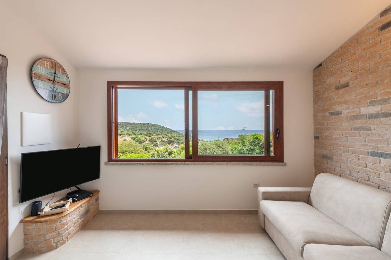 Foto 2 von 28: Ferienwohnung "Casa Vacanza Porto Luna Villasimius" mit Meerblick, Klimaanlage und WLAN