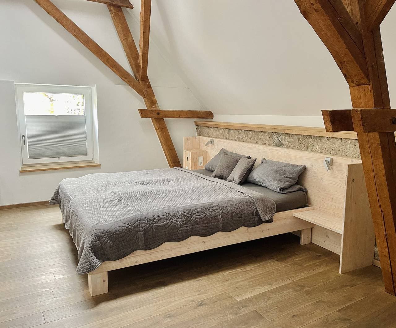 Foto 8 von 9: Main Landhaus - Scheunenzimmer