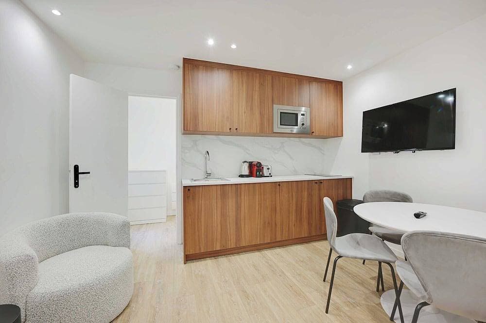 Modernes Apartment mit Terrasse 1