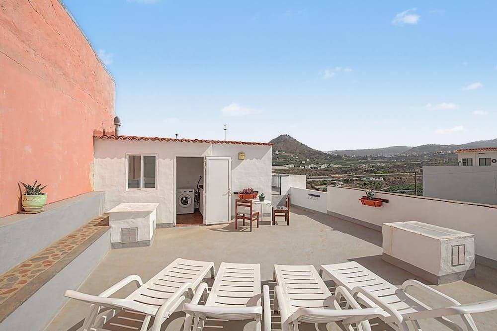 Ferienhaus 'Gloria' mit Bergblick, gemeinsamer Terrasse und WLAN 1