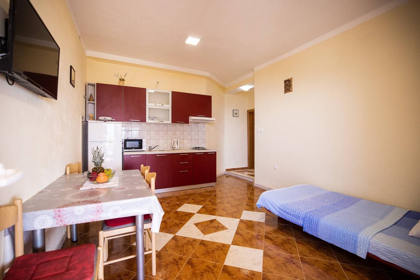 Foto 13 von 27: 1-Zimmer-Ferienwohnung mit Terrasse Kozjaca, Paklenica A-25456-c