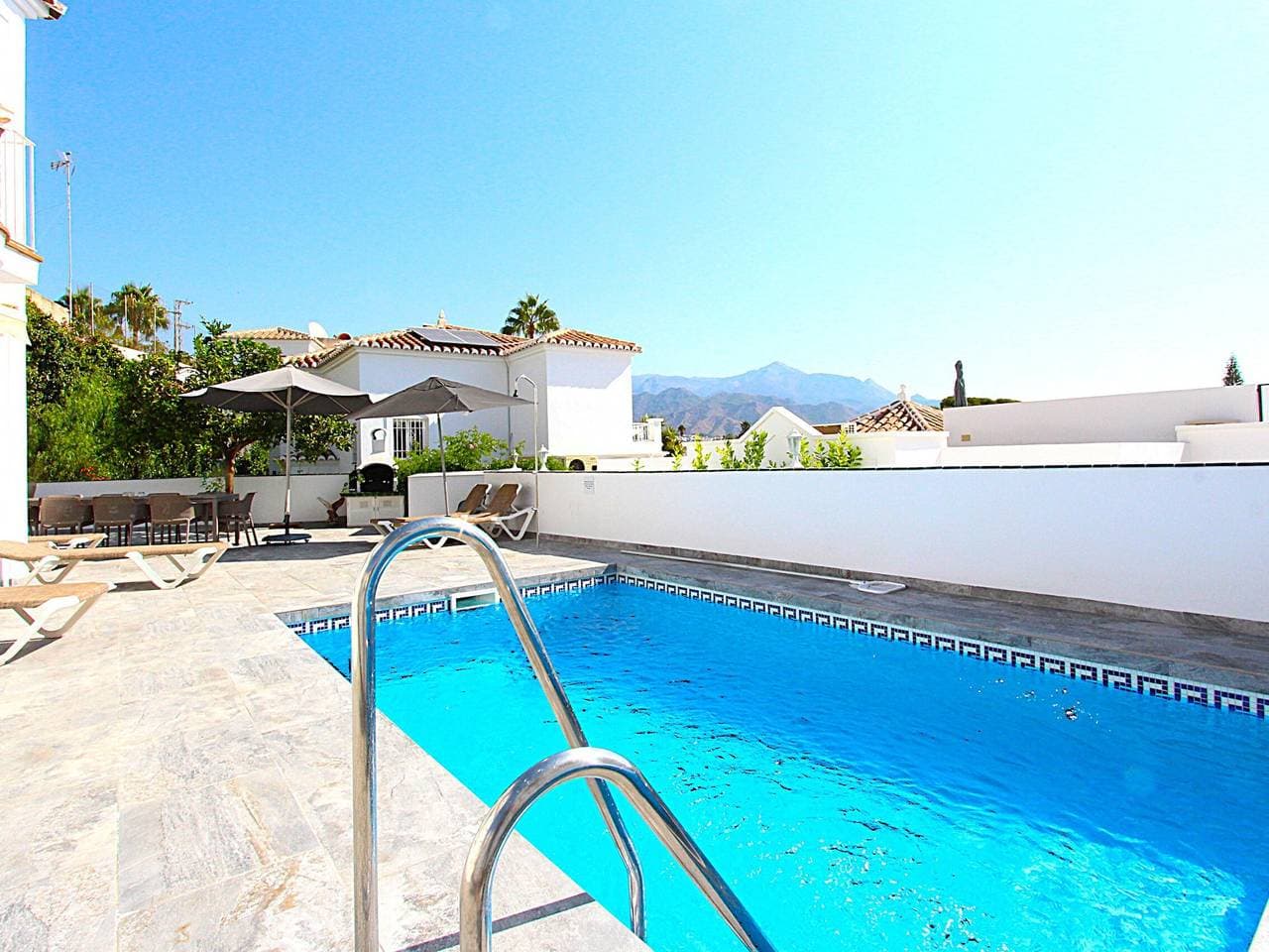 Foto 3 von 40: Villa „Casa Isabella Luxury“ mit Meerblick, WLAN und Klimaanlage