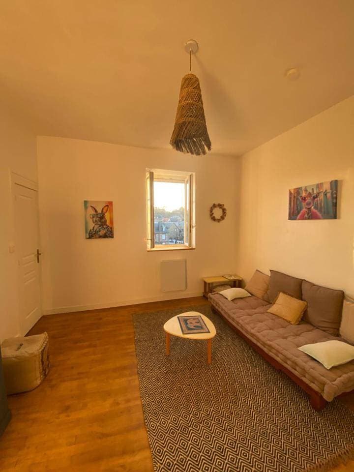 Foto 8 von 18: One-Bedroom Apartment with View