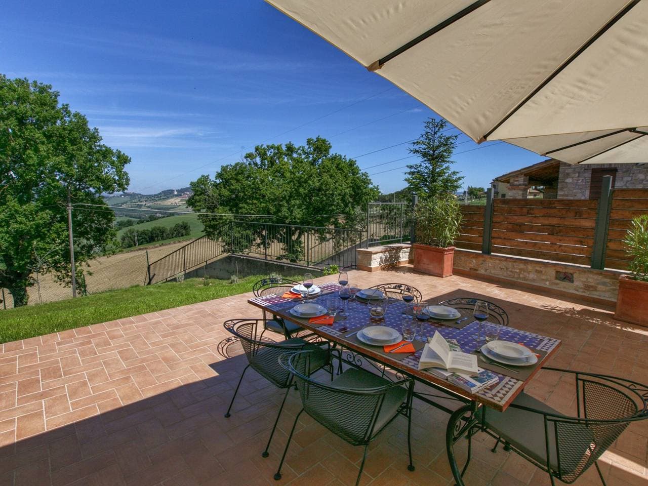 Foto 6 von 39: Umbrische Flucht in die Villa