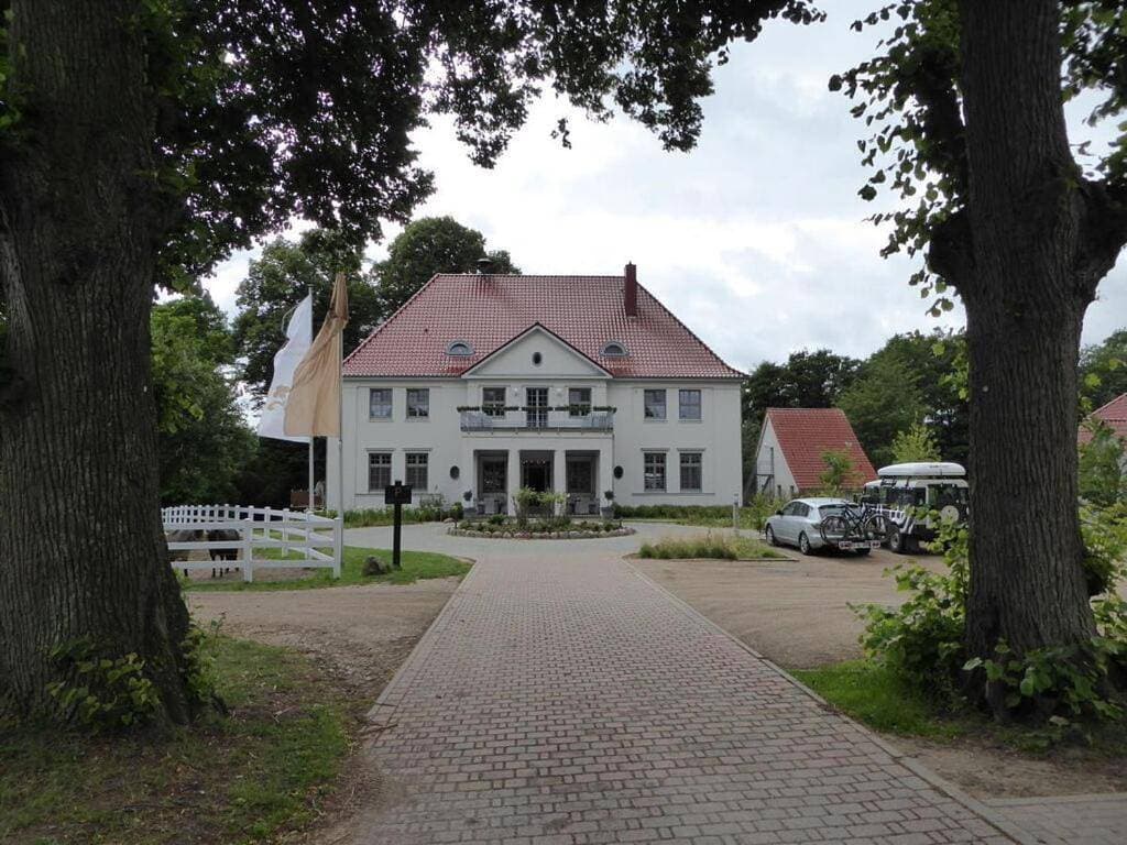 Foto 4 von 17: Two-Bedroom Holiday Home