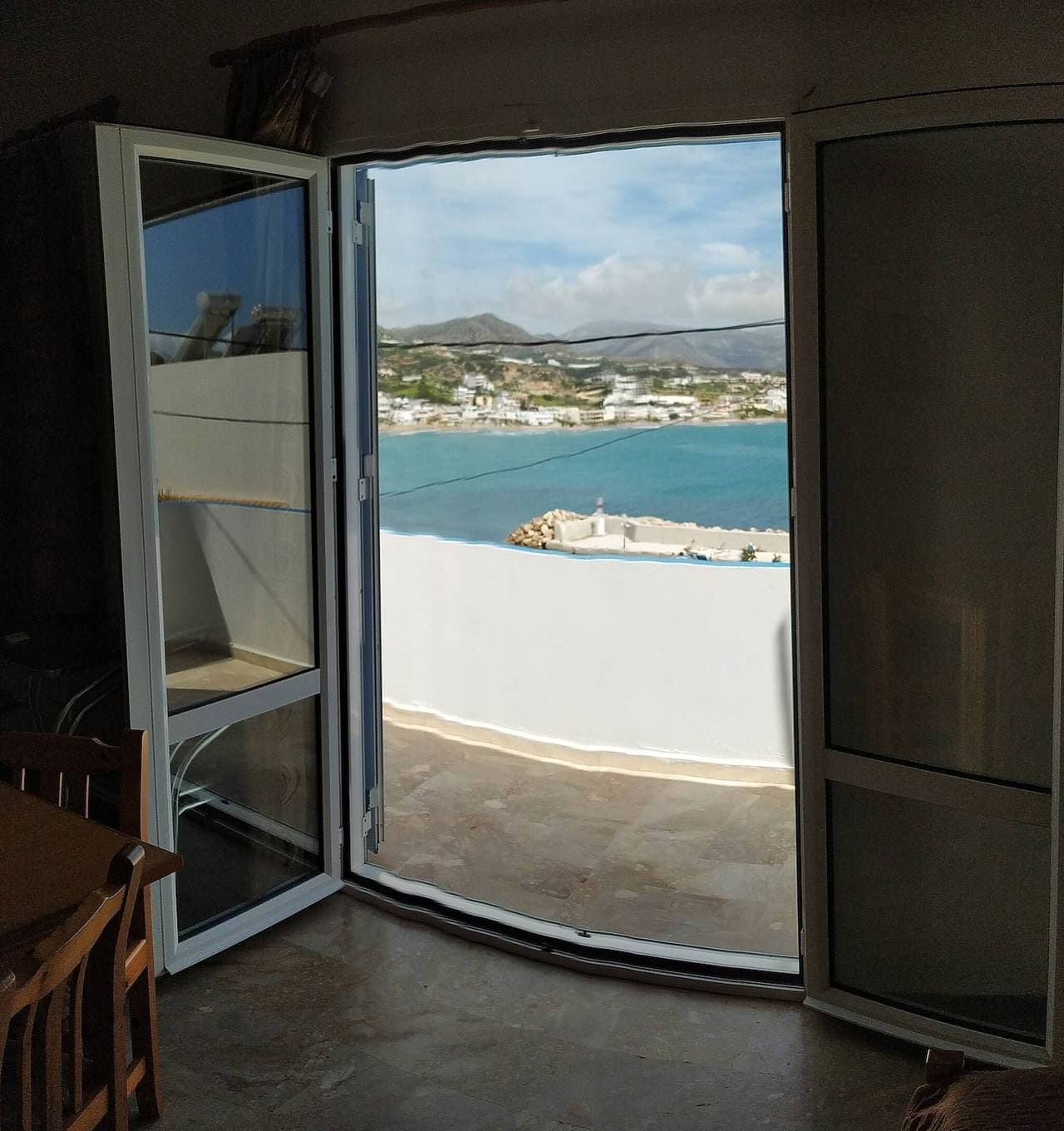 Foto 12 von 33: Apartment mit Meer- und Bergblick für 4 Personen
