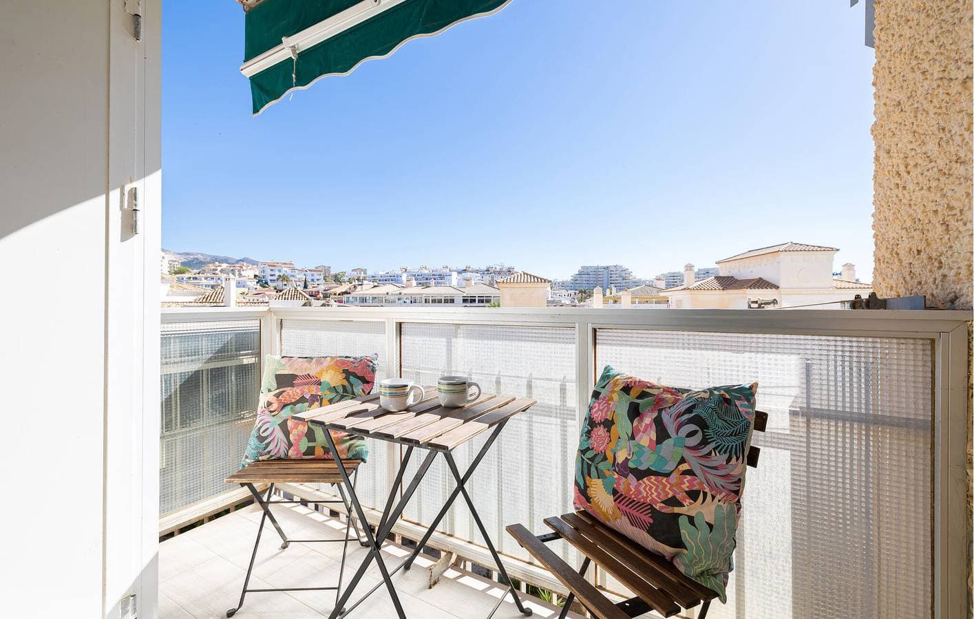 Foto 4 von 21: Appartement am Strand mit Pool und Terrasse