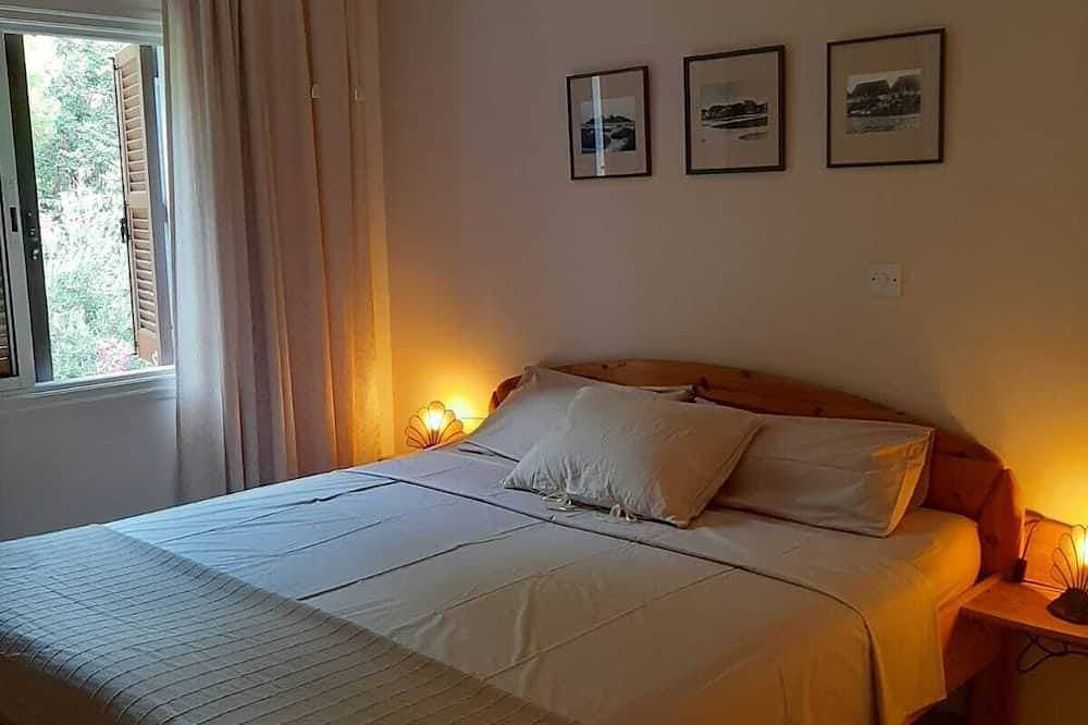 Foto 4 von 27: Luxury Maisonette 250m from the beach.