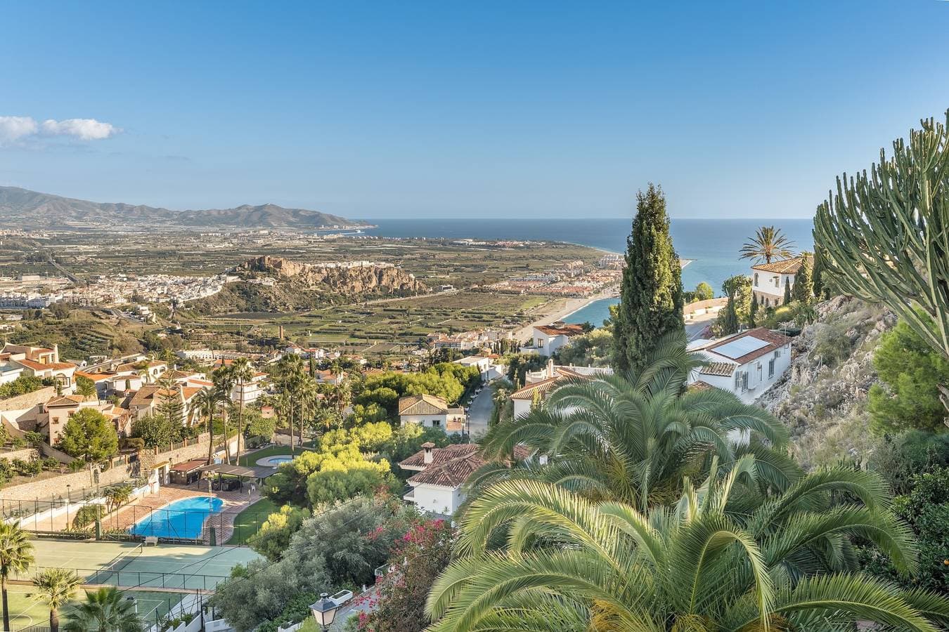 Foto 3 von 34: Villa 'Celeste' mit Meerblick, WLAN und Klimaanlage