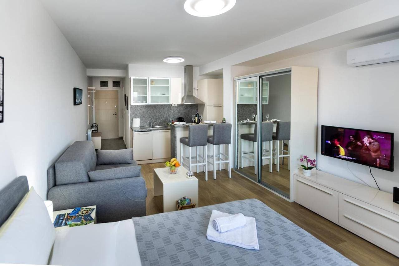 Foto 5 von 33: One-Bedroom Apartment