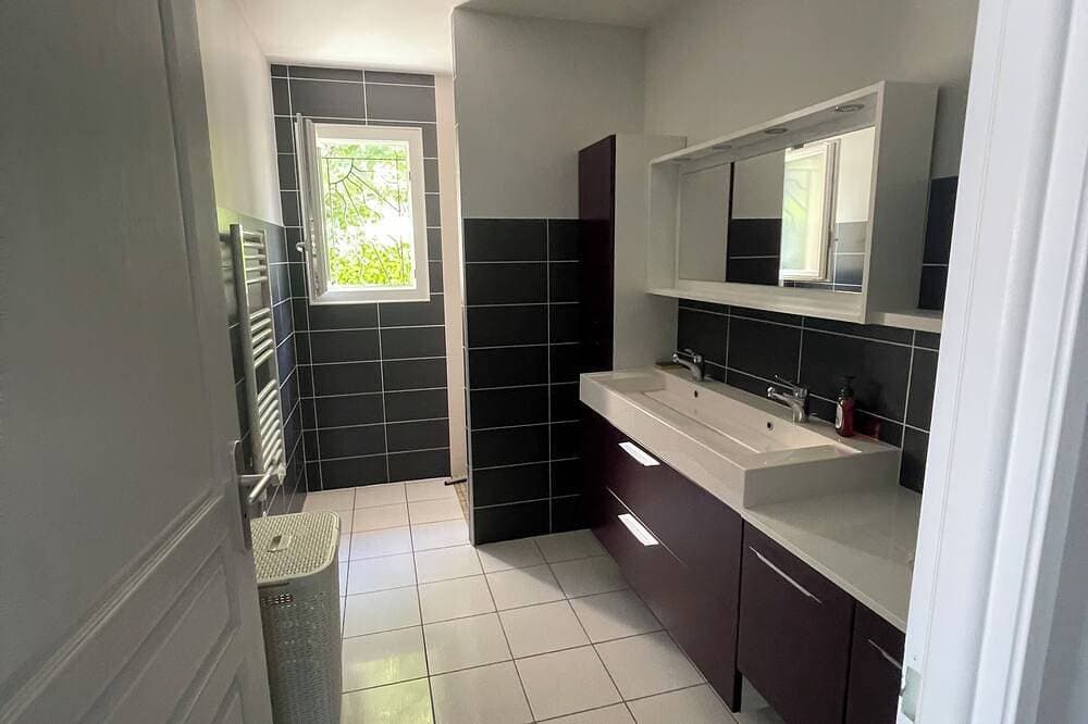 Foto 6 von 22: Neues Haus jeden Komfort mit beheiztem Pool