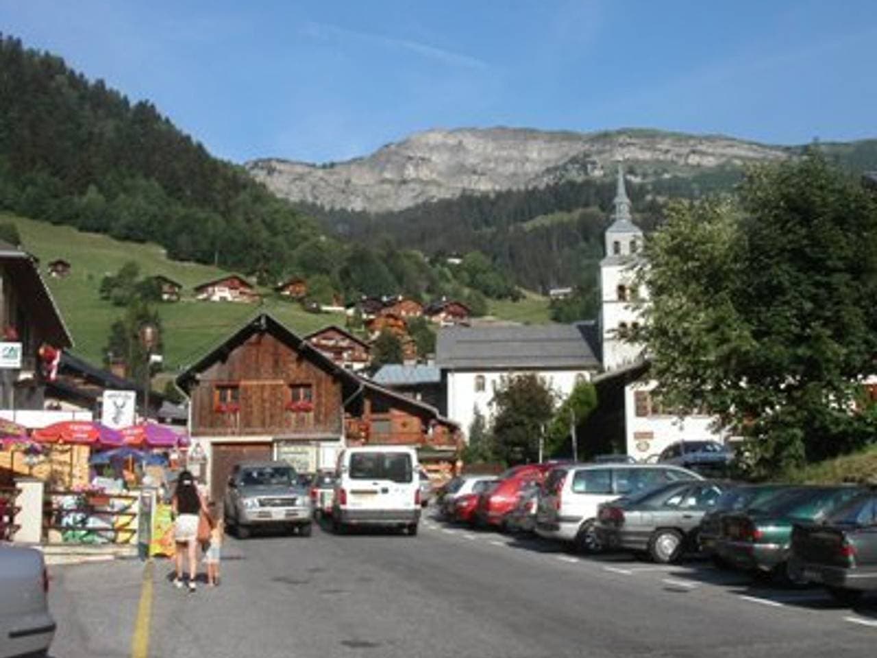 Foto 9 von 15: Gemütliches Chalet im Dorfzentrum mit Garten, Balkon & Parkplatz – Perfekt für 2-3 Personen