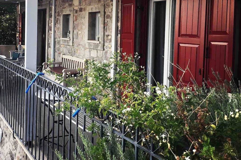 Foto 5 von 10: One bedroom apartment with sea view in Molyvos