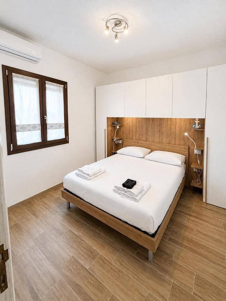 Foto 8 von 19: Three-Bedroom House