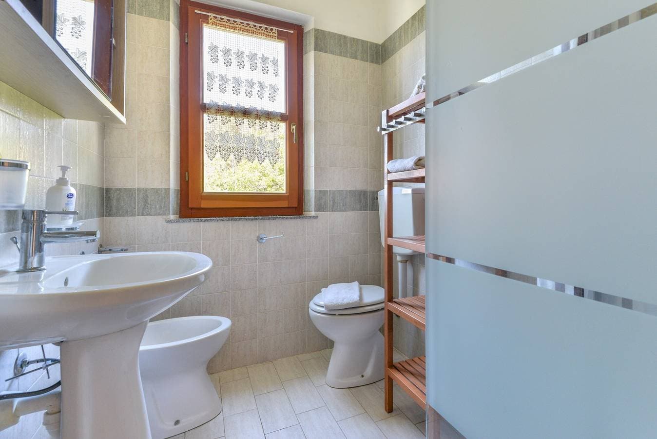 Foto 13 von 22: Ferienwohnung 'Cinciarella Casa Vai' mit Meerblick, WLAN und Klimaanlage