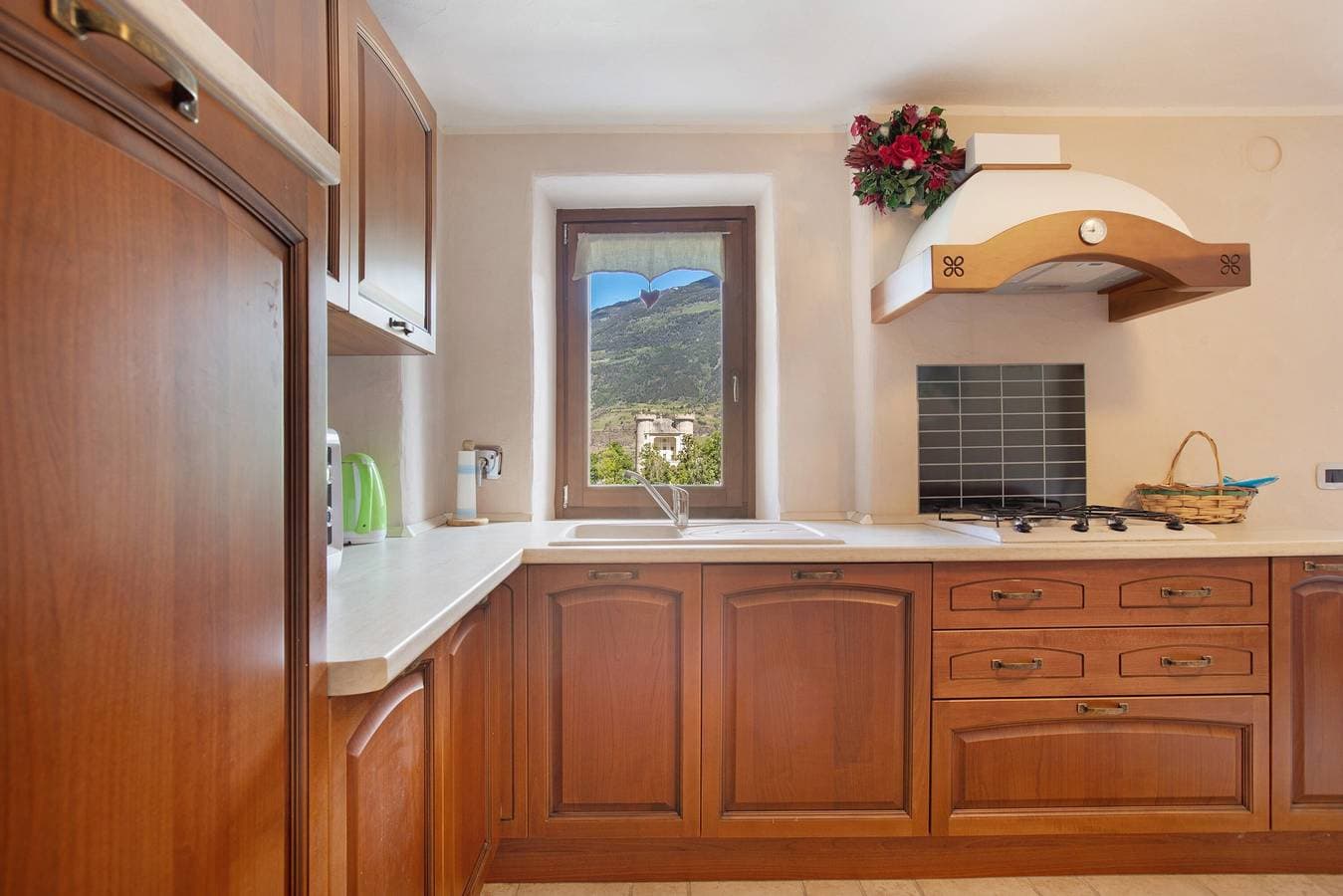 Foto 6 von 29: Ferienwohnung 'La Maison De Deni - Vista Castello' mit Bergblick