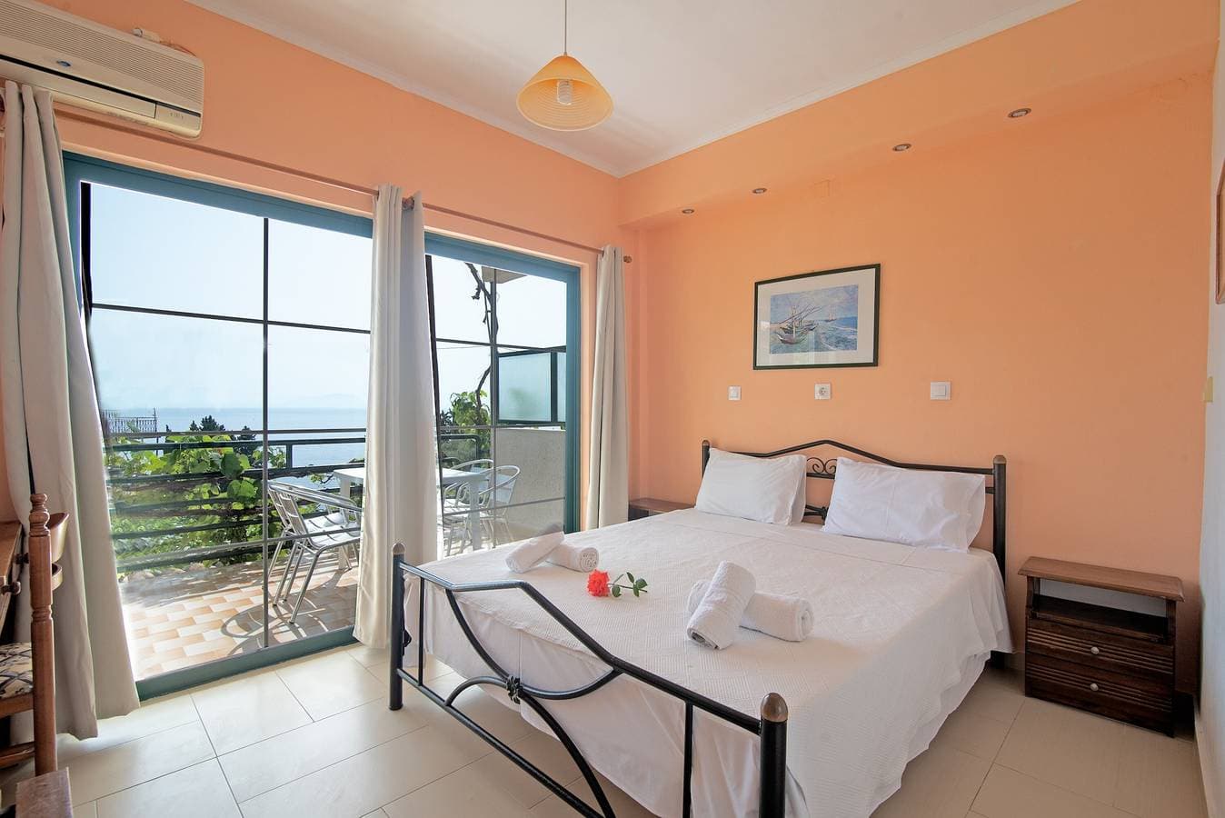 Andromaches large apartment 2 1