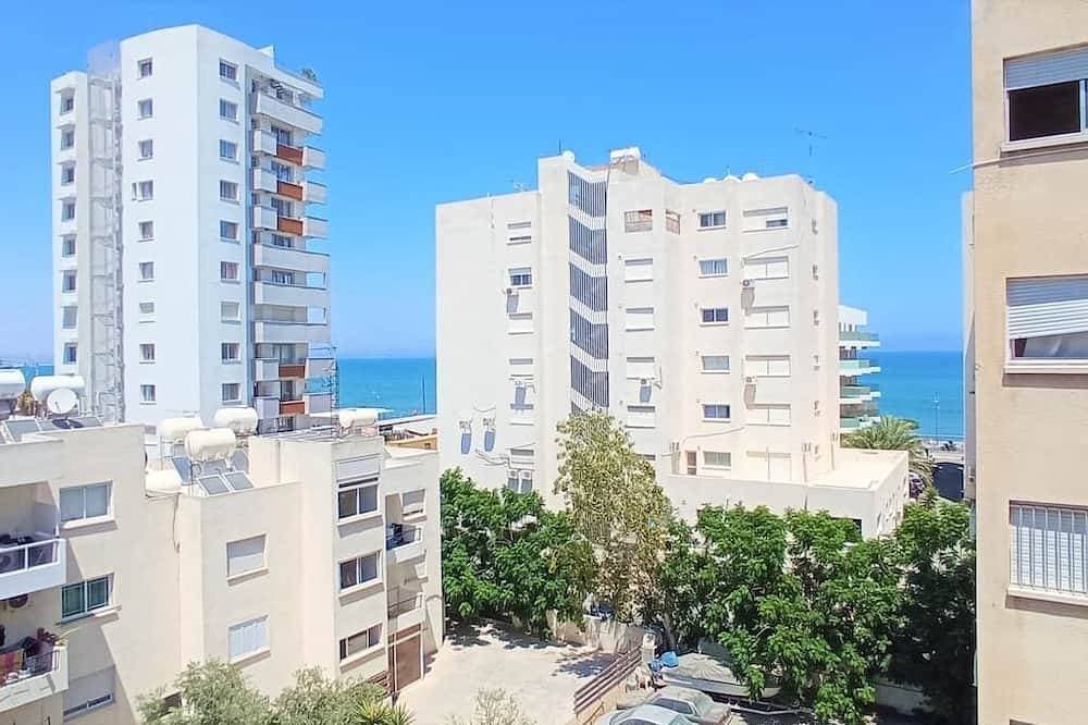 Foto 13 von 18: Umm Haram whole apartment · 5 min walk to the Beach! Netflix & fast Internet