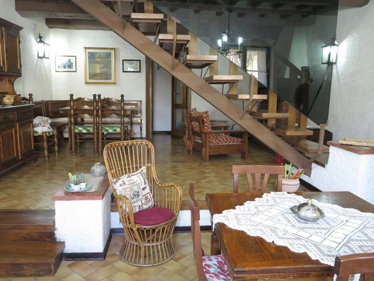 Foto 4 von 24: Three-Bedroom House
