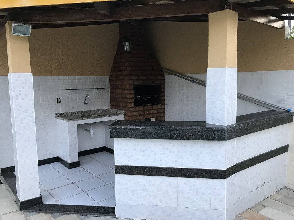 Foto 12 von 46: Haus 5/4 in Vilas do Atlântico, Ar, 3 Suiten, Pool, Grill und Möbliert