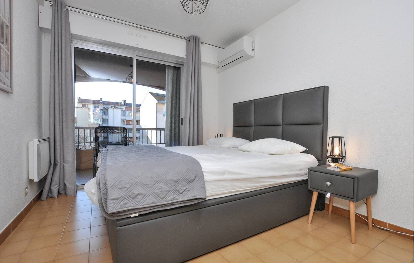 Foto 9 von 18: Modernes Apartment mit Terrasse und Parkplatz, 1,5 km zum Strand