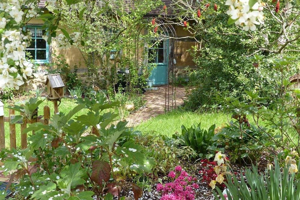 Foto 12 von 26: La Bergerie: Historisches Haus mit englischem Garten, 2 Schlafzimmer