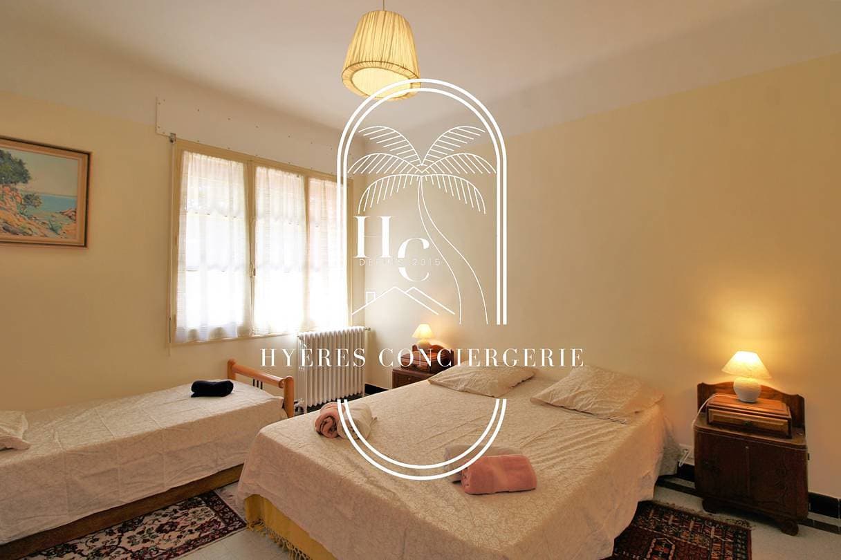 Foto 6 von 27: Ferienwohnung für 9 Personen mit Balkon/Terrasse