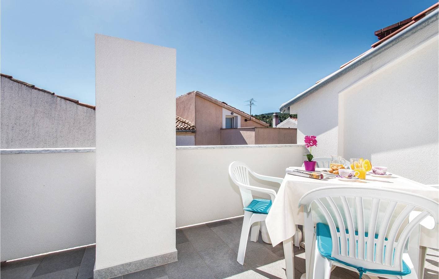 Foto 8 von 33: Ferienwohnung mit Panoramablick in Strandnähe, mit Terrasse und WLAN