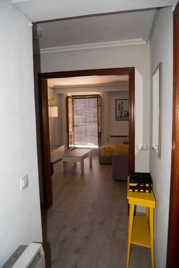 Foto 4 von 5: Apartment with Balcony