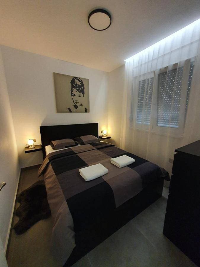 Foto 5 von 31: Two-Bedroom Apartment