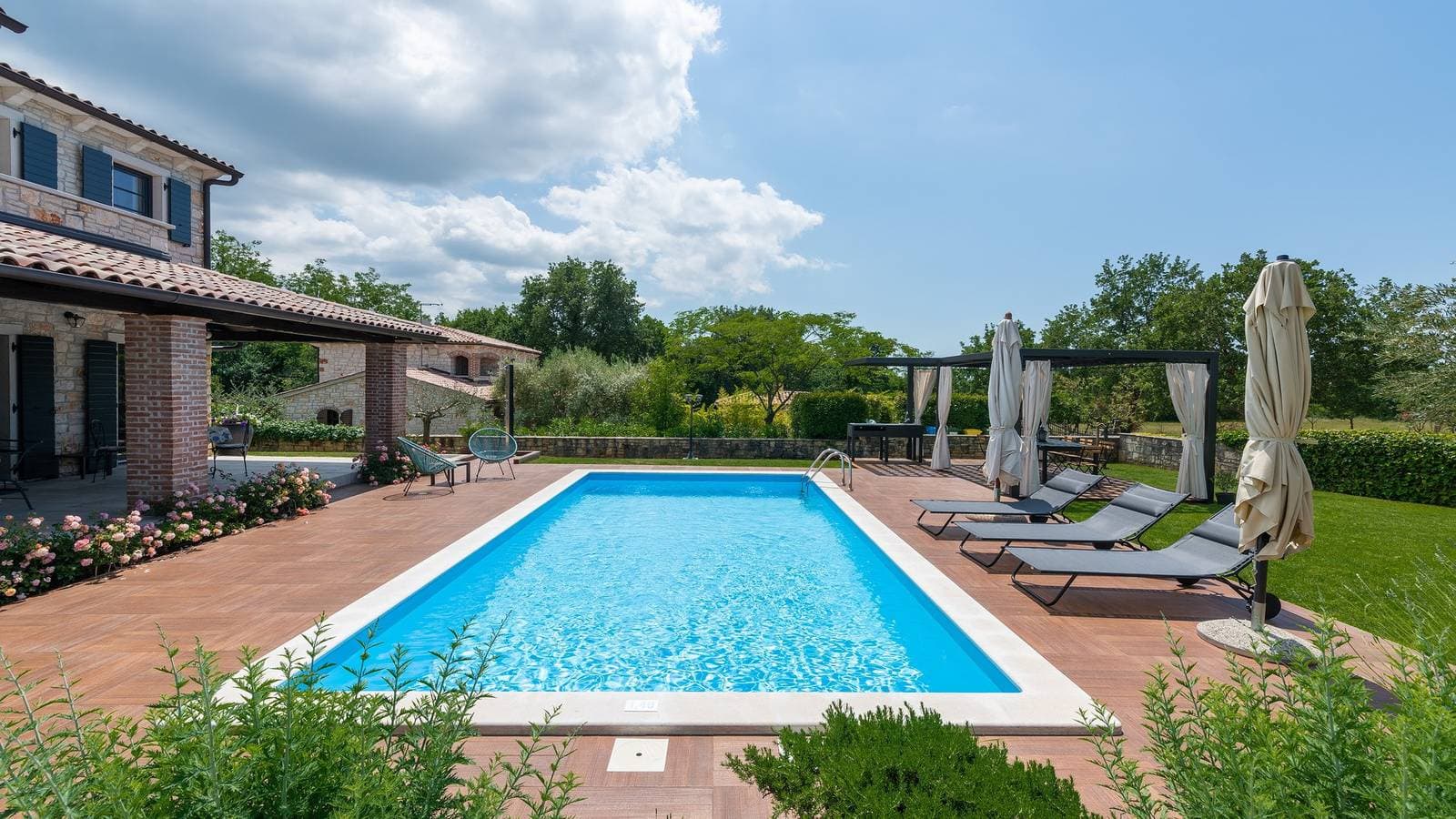 Foto 2 von 40: Rustikale Villa Noce mit Pool
