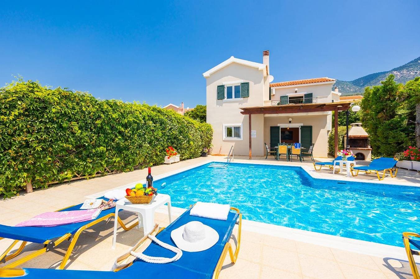 Foto 4 von 33: Villa für 6 Personen mit Garten