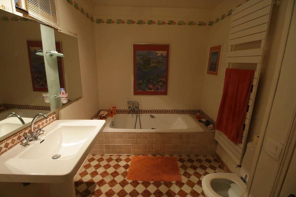 Foto 7 von 30: Beautiful villa, private pool, panoramic views, peaceful, central to all.