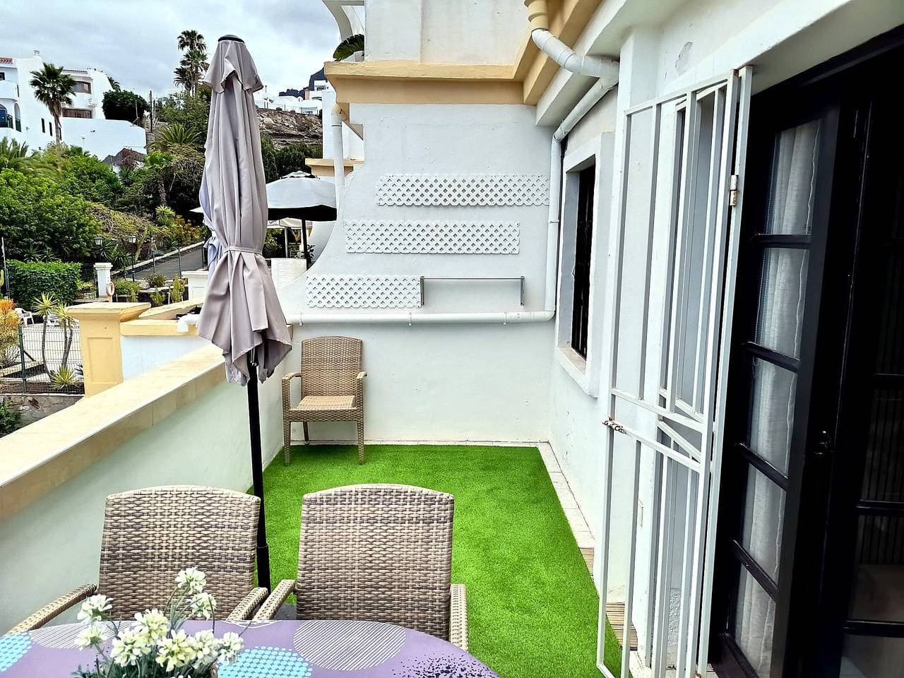 Foto 4 von 26: Cozy Home in Costa Adeje - Pool & Private Terrace