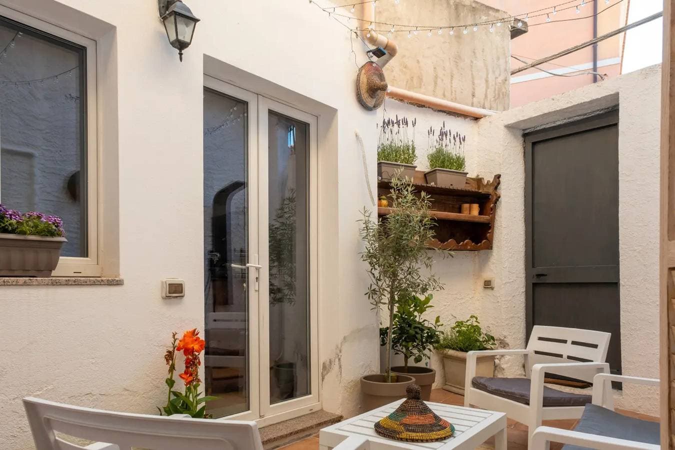 Brabara Holiday Home 1