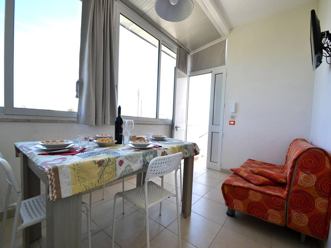 Foto 12 von 19: Dreizimmerwohnung mit Klimaanlage im ersten Stock - Torre dell'Orso