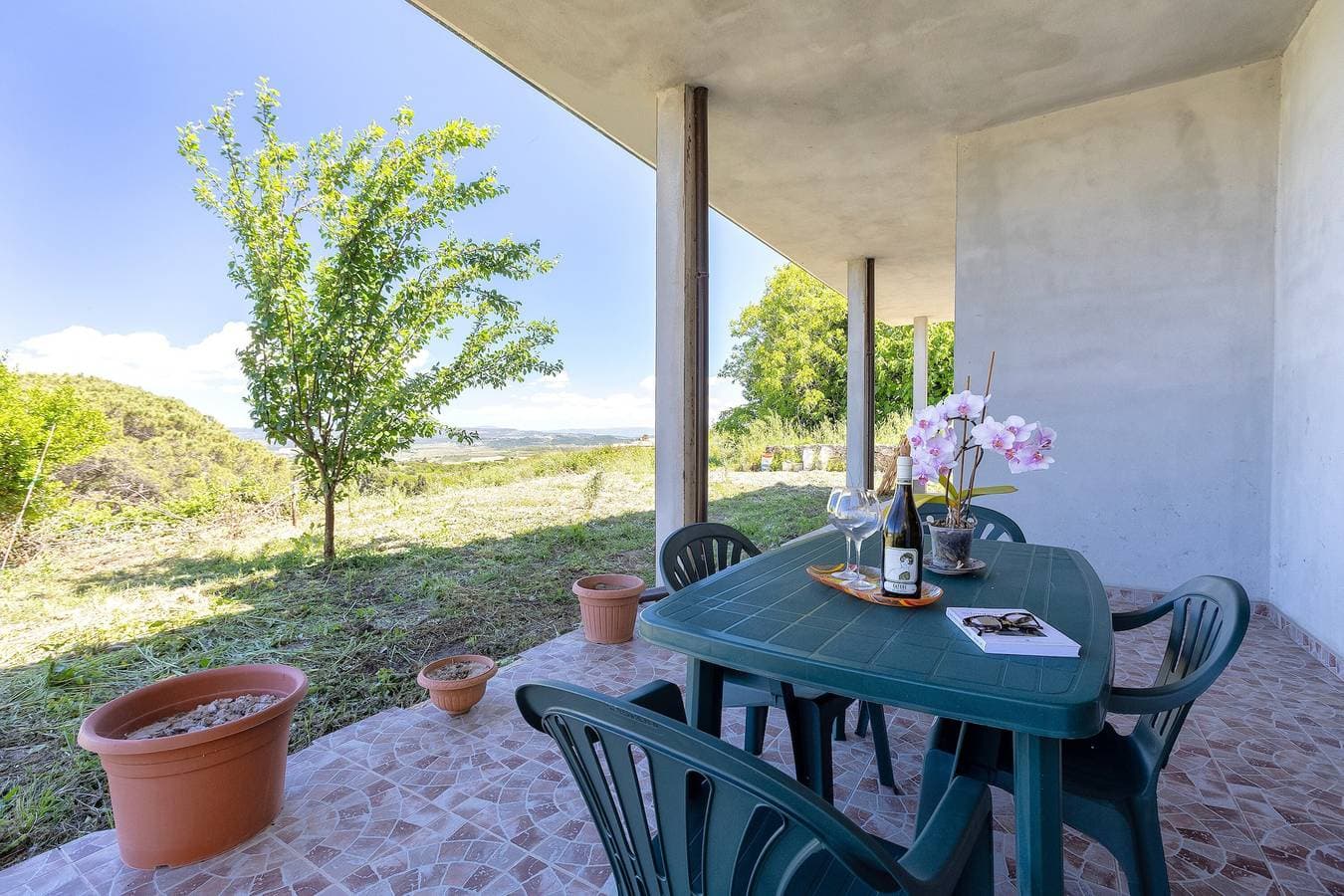 Foto 12 von 32: Ferienwohnung 'Casa Orizzonte Anglona' mit privater Terrasse, Garten und WLAN