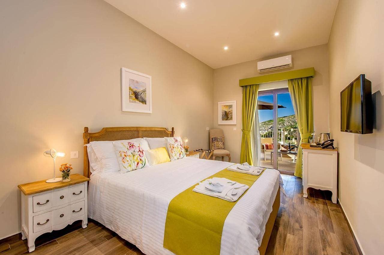 Foto 7 von 9: Double Room with Terrace