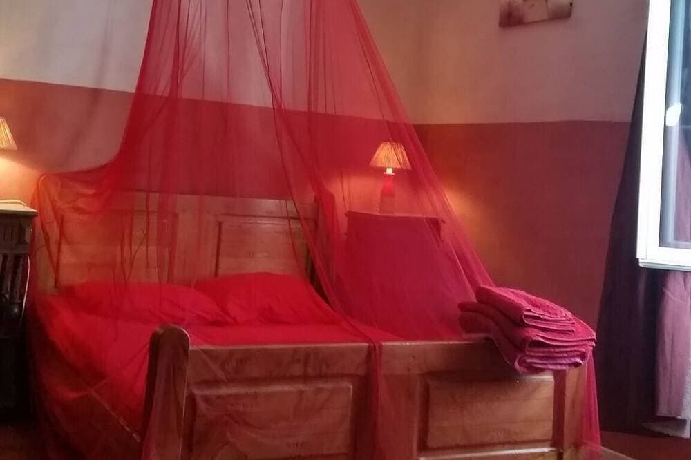 Foto 2 von 30: Bastide auf einem alten Weingut mit Pool und WIFI für 11 Personen