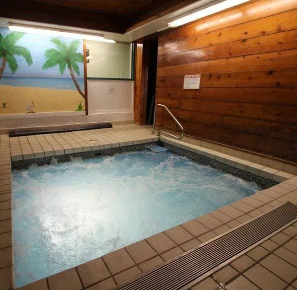 Foto 5 von 57: Ferienwohnung für 6 Personen mit Pool