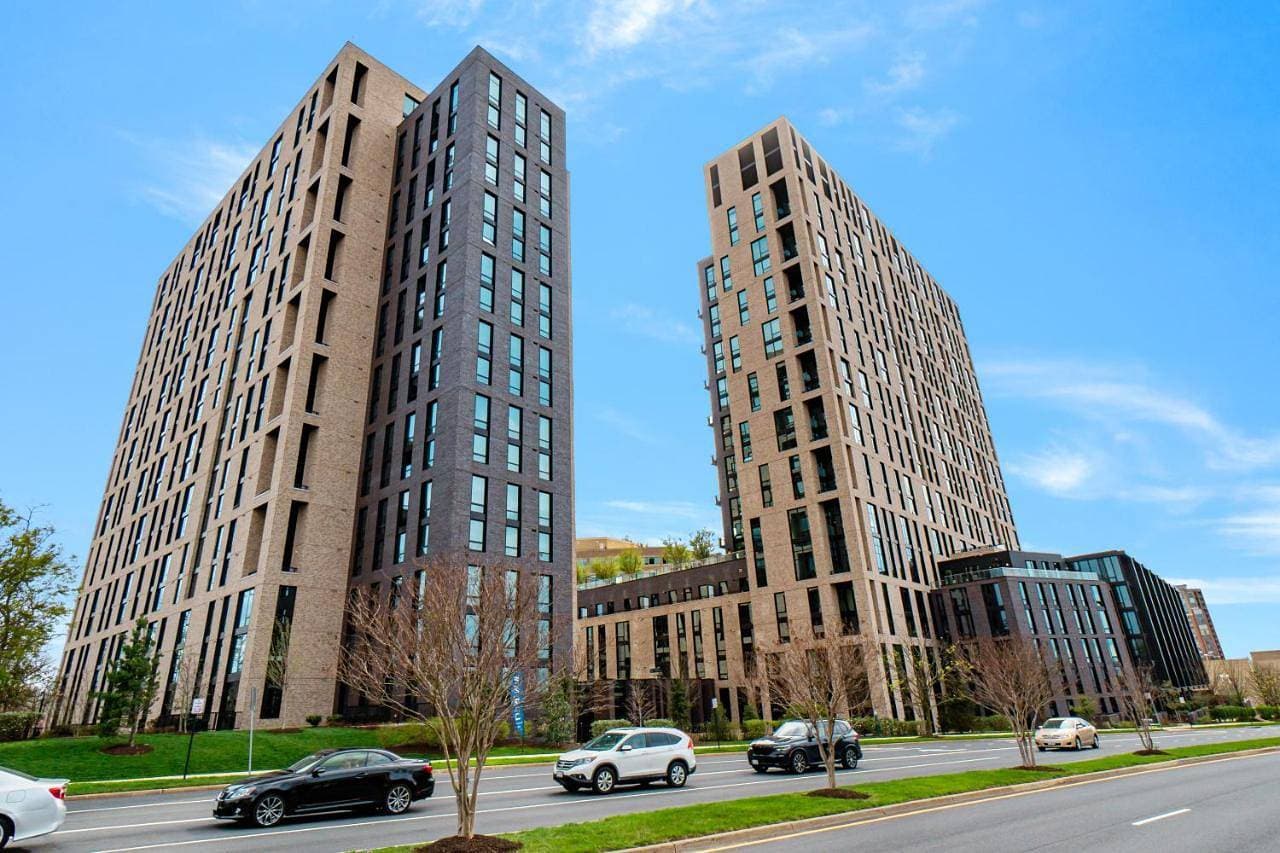 Global Luxury Suites at Reston Town Center 1