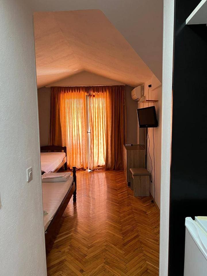 Foto 12 von 14: Triple Room with Terrace