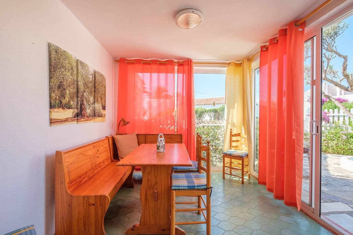 Foto 3 von 21: Ferienhaus „Vistamar 2“ mit Meerblick, Terrasse und WLAN