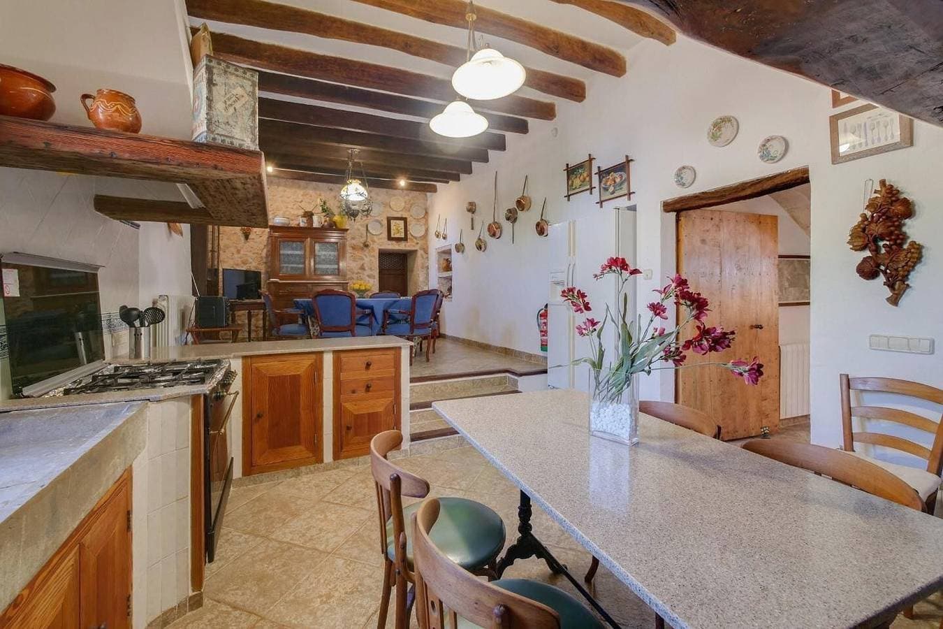 Foto 11 von 34: Ferienhaus Finca Son Caldés mit WLAN, Klimaanlage, Pool und Garten