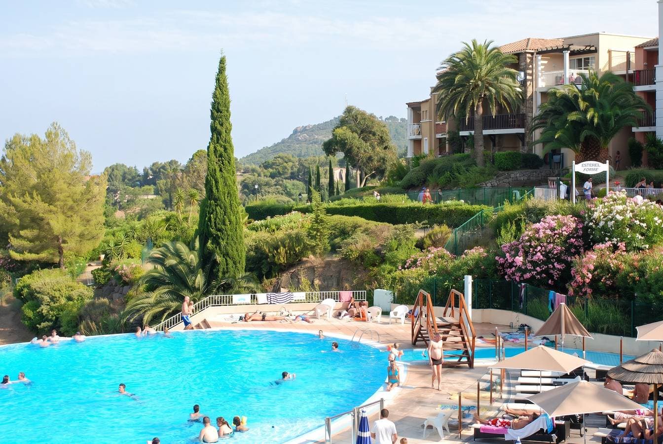 Foto 6 von 24: Familienapartment mit Meerblick in Agay - 40 m² + Pool