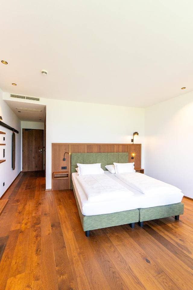 Foto 6 von 13: Deluxe Double Room with Balcony
