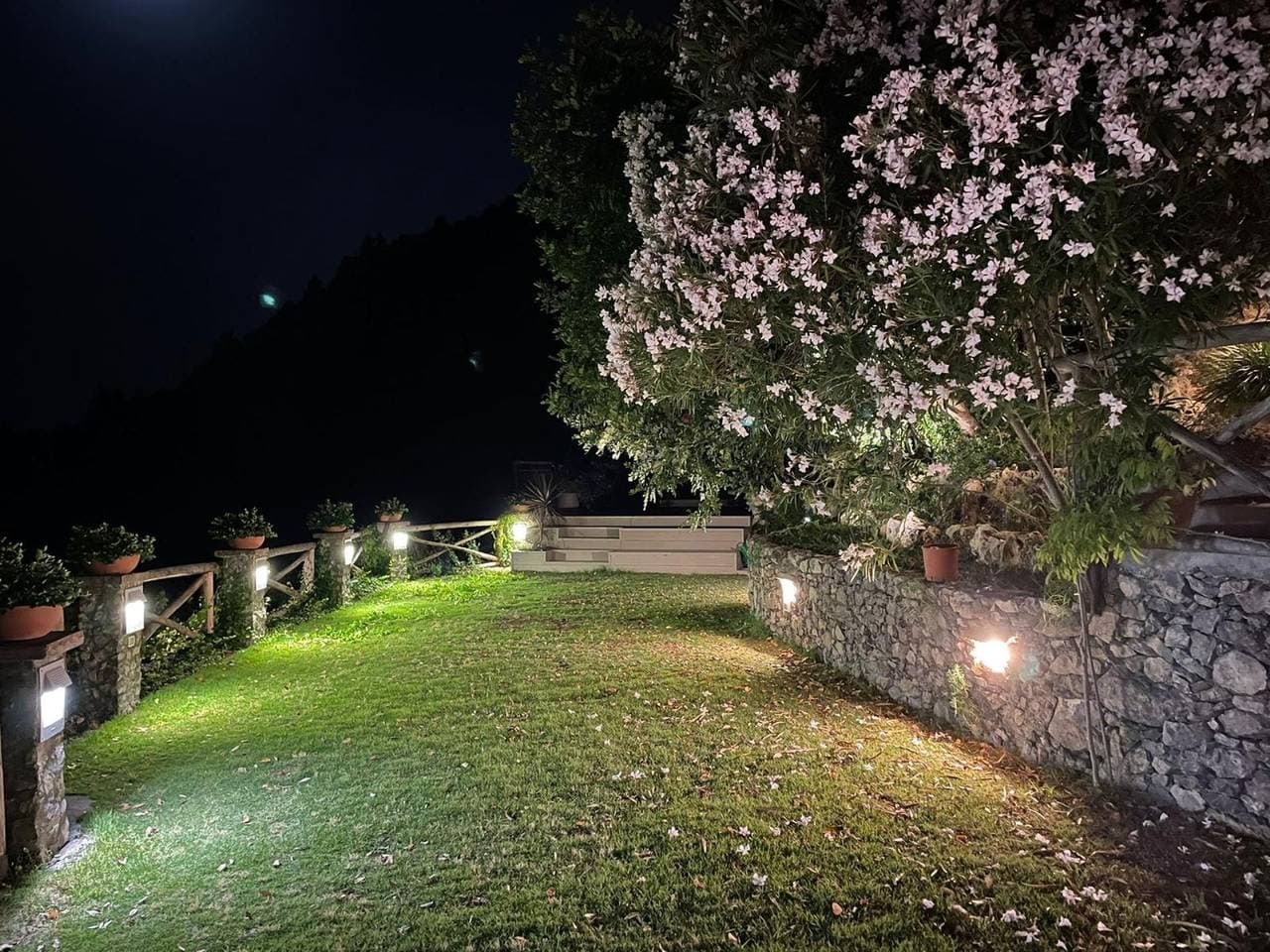 Foto 8 von 47: Villa für 8 Personen mit Terrasse