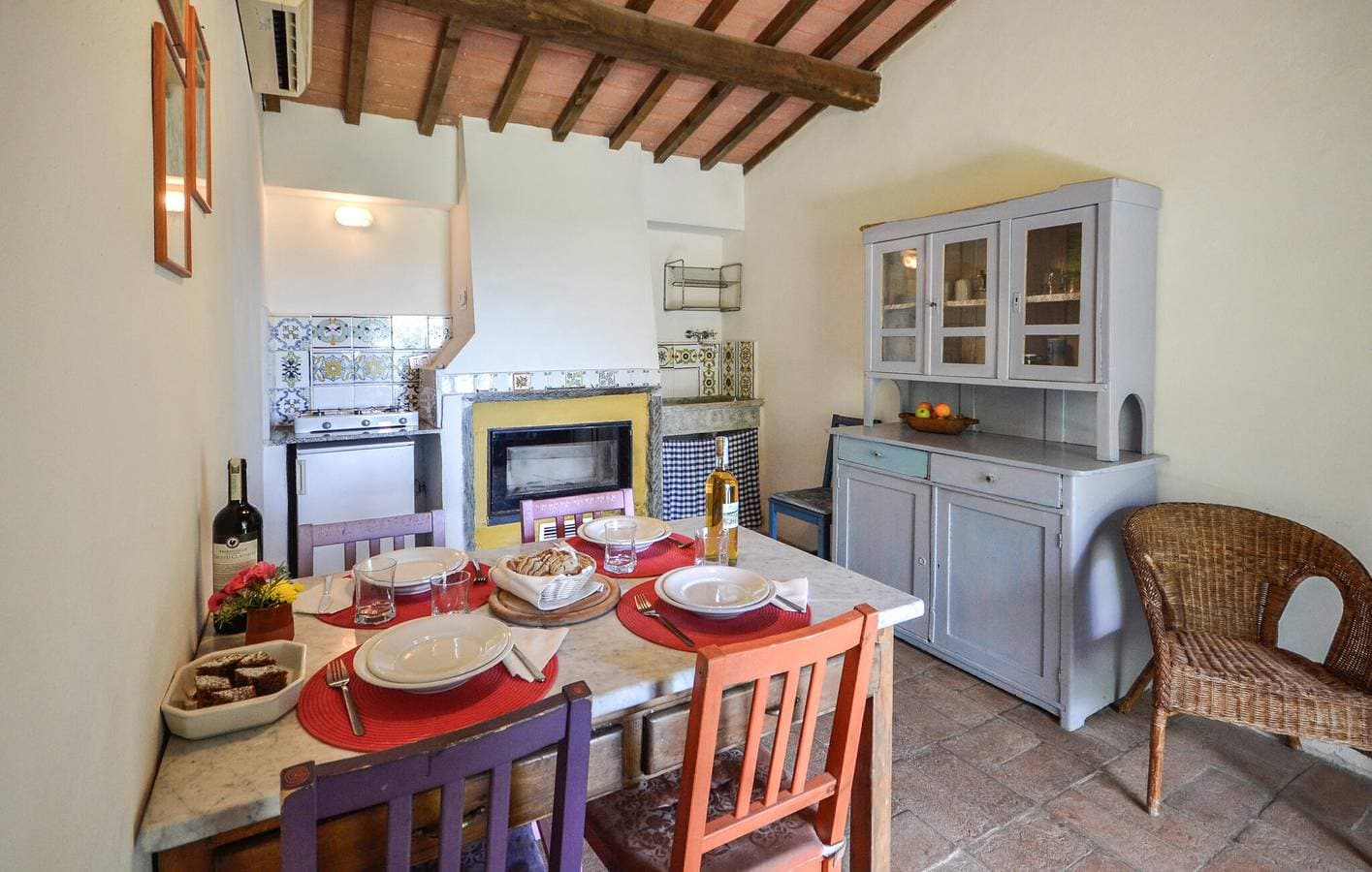 Foto 5 von 22: Reizende Ferienwohnung mit Pool und Garten, 400 m vom Torrente Fiascone entfernt
